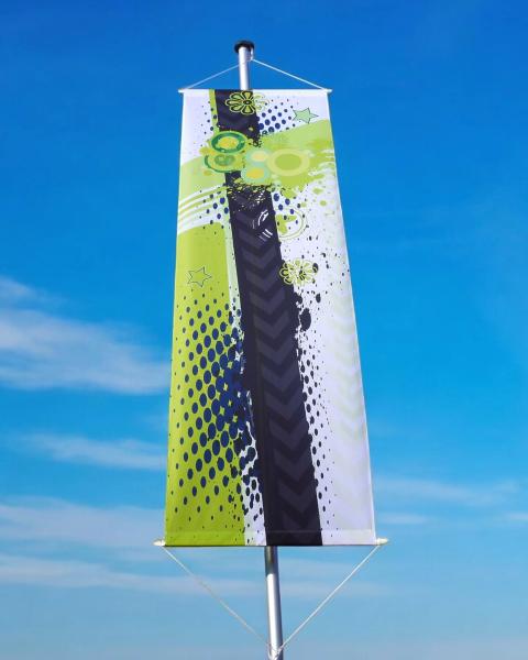 Bannerfahne 100 cm x 500 cm, Hohlsaum oben und unten